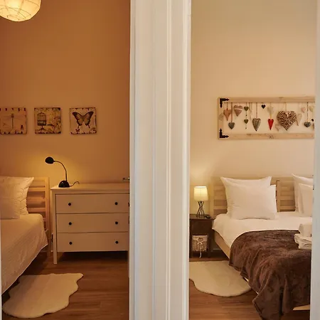 The Sunset Nest Apartman