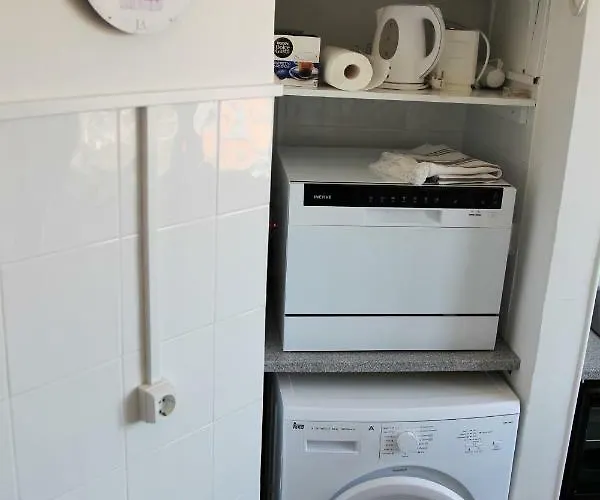 דירה The Sunset Nest