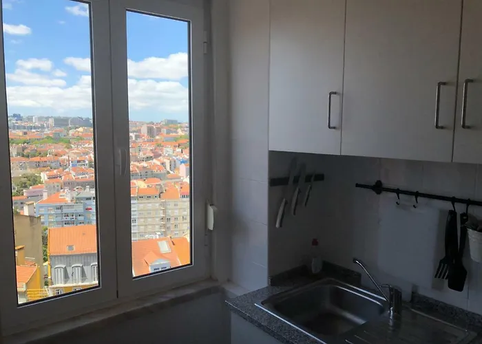 The Sunset Nest ליסבון